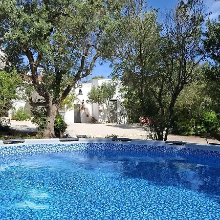 Trullo Luce Delle Stelle Feriehus *